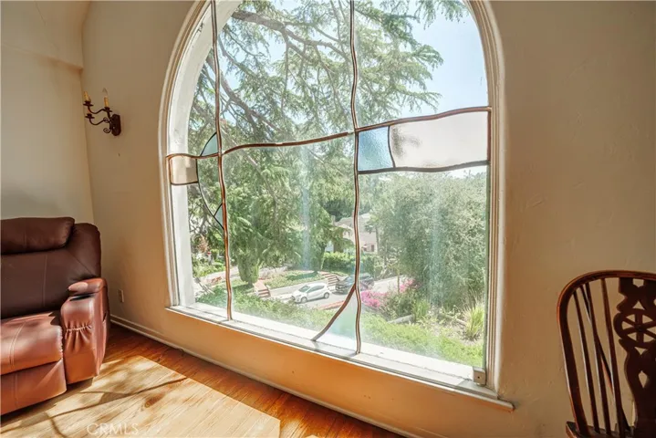 3015 N Beachwood Drive, Los Angeles, California 90068