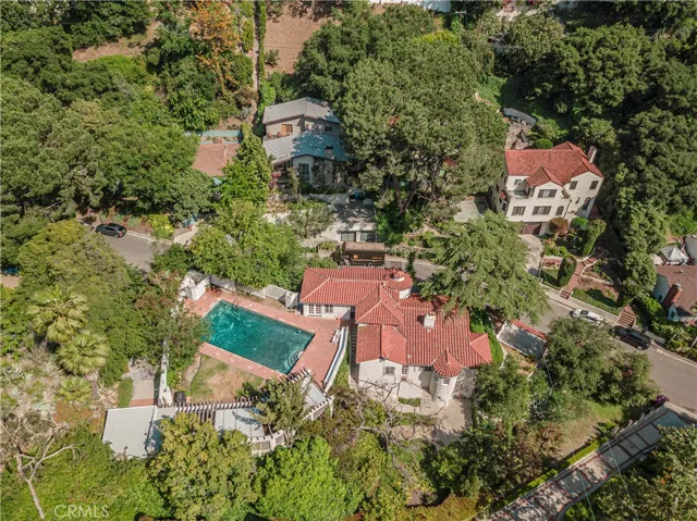 3015 N Beachwood Drive, Los Angeles, California 90068