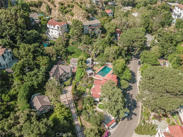 3015 N Beachwood Drive, Los Angeles, California 90068