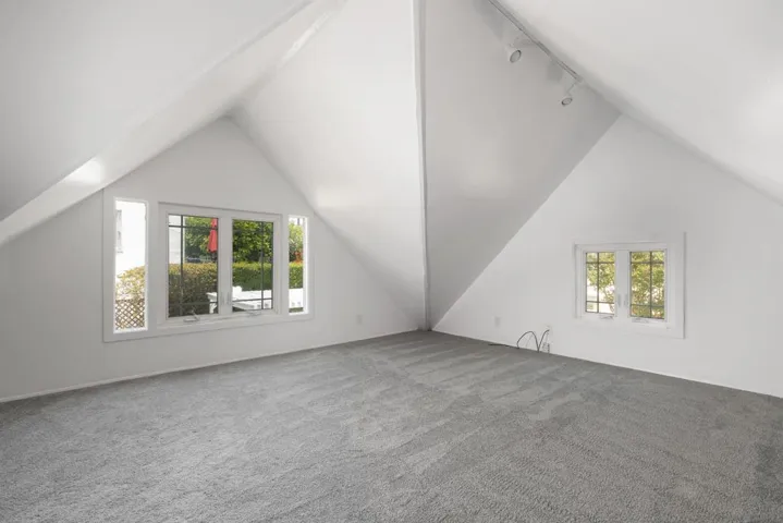 4910 Kensington Drive, San Diego, California 92116