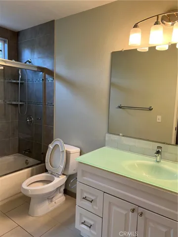 54 Village Loop Road, Pomona, California 91766