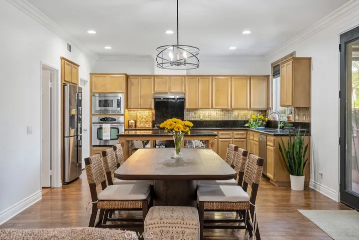 6239 Bay Street, Eastvale, California 92880