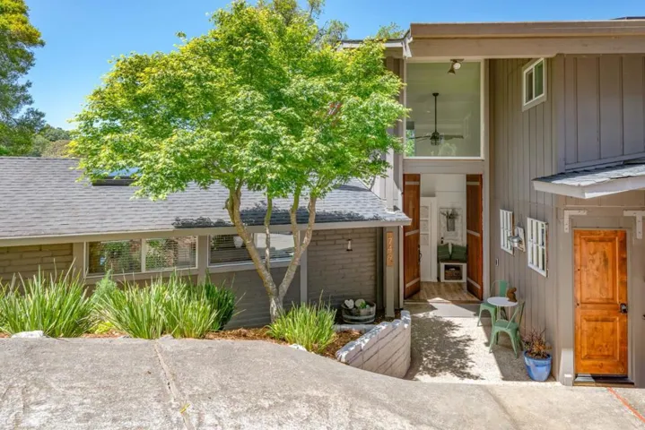 749 Loma Prieta Drive, Aptos, California 95003