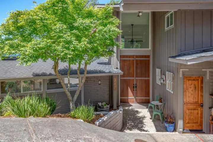 749 Loma Prieta Drive, Aptos, California 95003