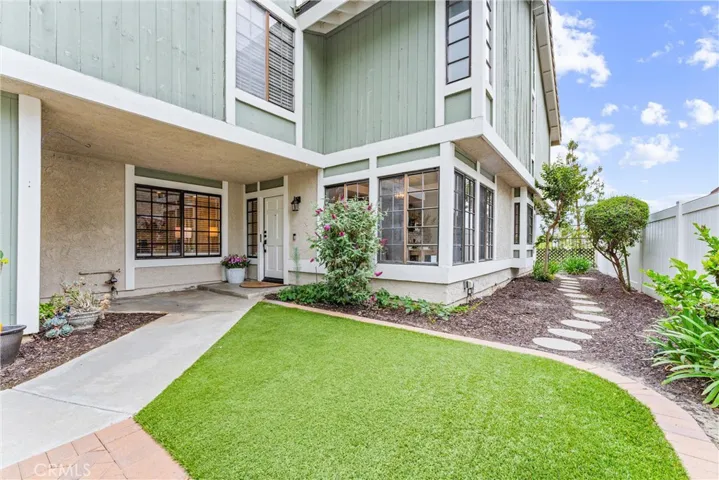 5867 E Mountain Loop Trail, Anaheim Hills, California 92807