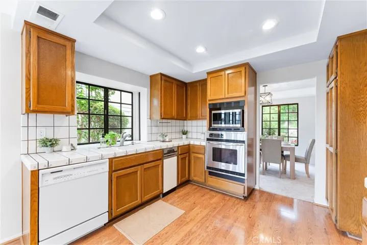 5867 E Mountain Loop Trail, Anaheim Hills, California 92807