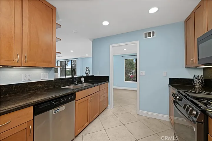 13505 Murphy Hill Drive, Whittier, California 90601