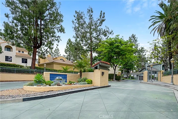 13505 Murphy Hill Drive, Whittier, California 90601