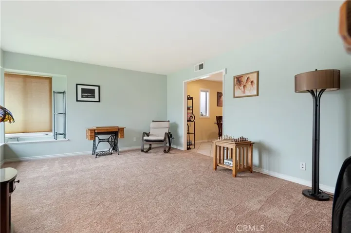 371 Dunsmuir Avenue, Ventura, California 93004