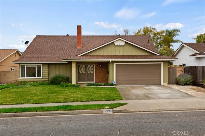 371 Dunsmuir Avenue, Ventura, California 93004