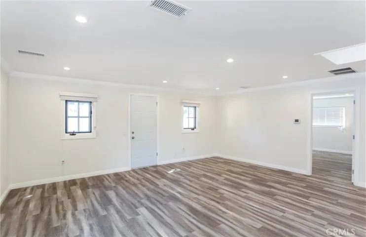 23037 Canzonet, Woodland Hills, California 91367