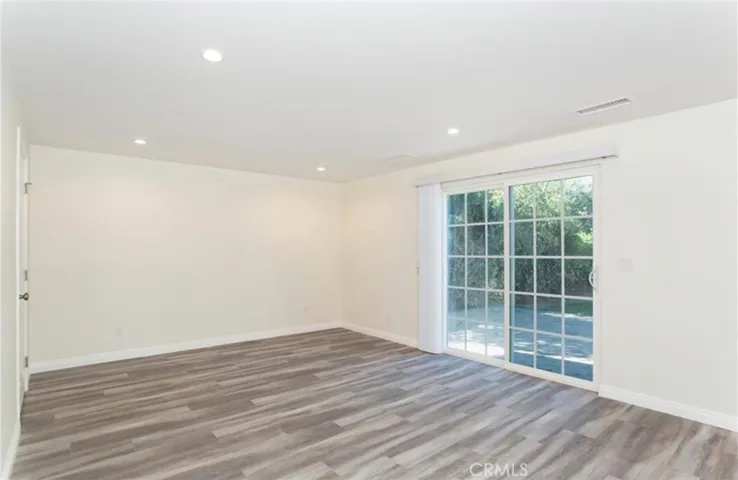 23037 Canzonet, Woodland Hills, California 91367