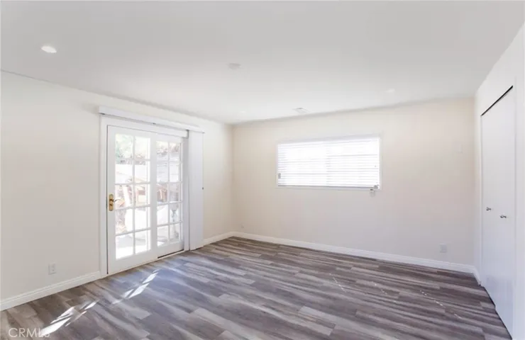 23037 Canzonet, Woodland Hills, California 91367