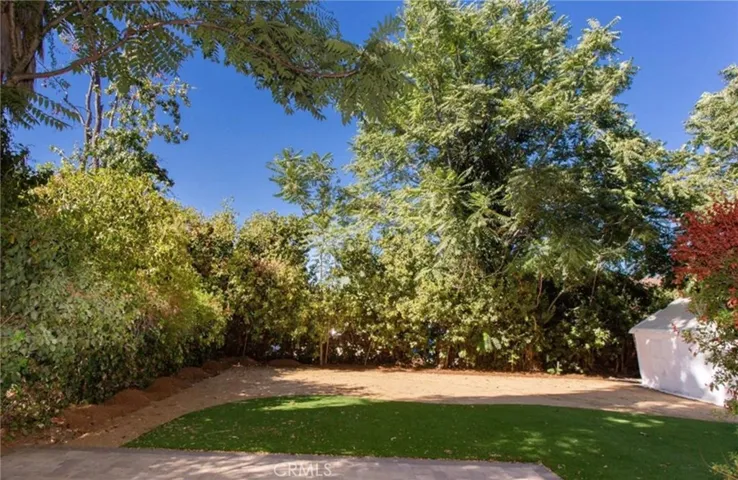 23037 Canzonet, Woodland Hills, California 91367