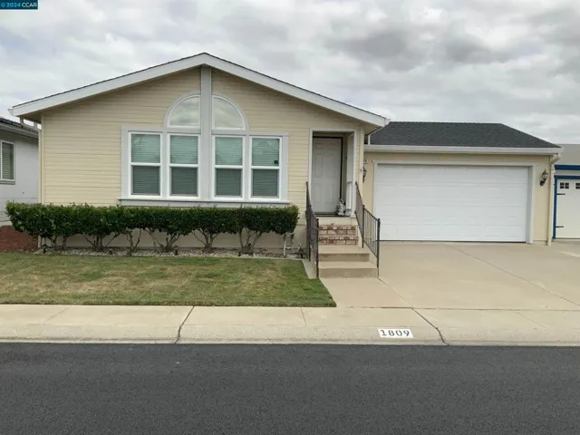 1809 Strasbourg Ln, Antioch, California 94509