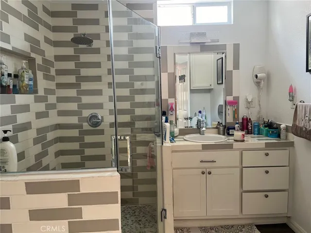 1101 W 81st Place, Los Angeles, California 90044