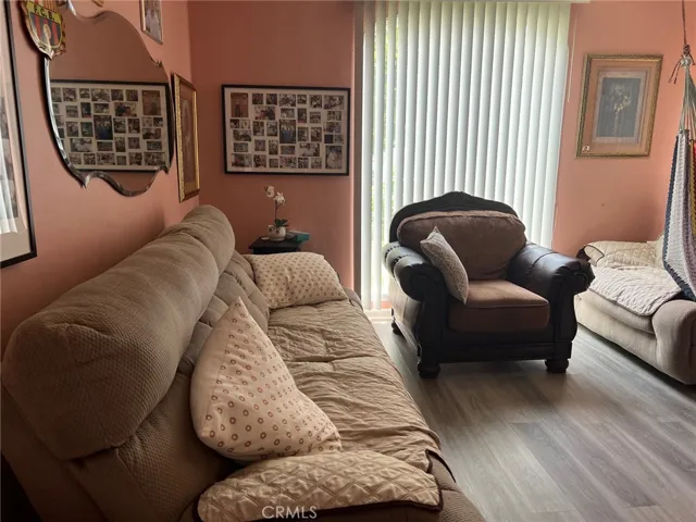 1101 W 81st Place, Los Angeles, California 90044