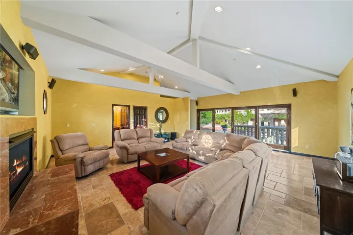 242 S Peralta Hills Drive, Anaheim Hills, California 92807