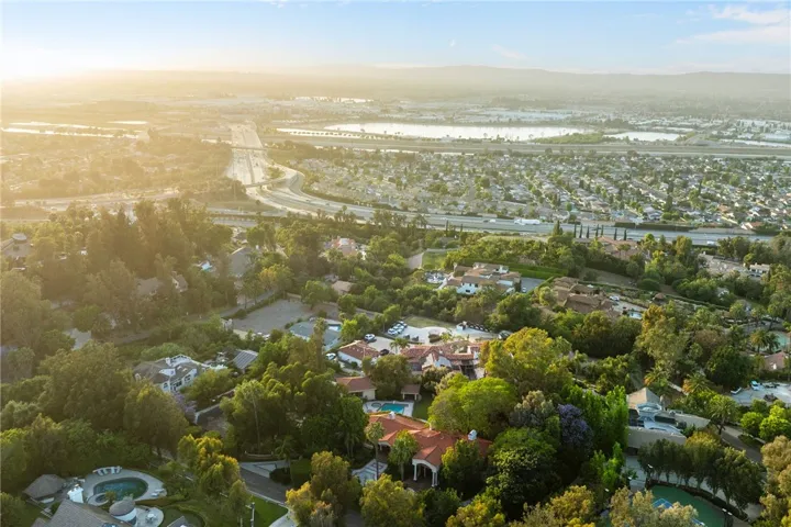242 S Peralta Hills Drive, Anaheim Hills, California 92807