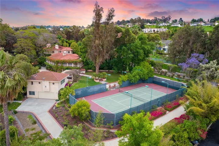 242 S Peralta Hills Drive, Anaheim Hills, California 92807