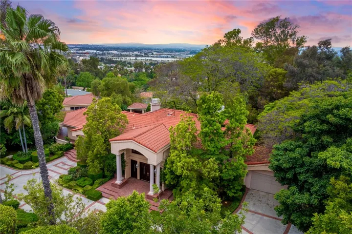 242 S Peralta Hills Drive, Anaheim Hills, California 92807
