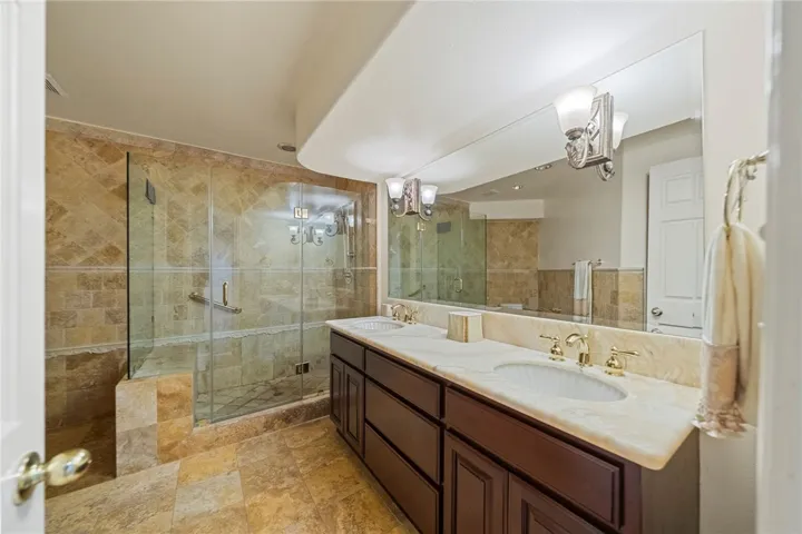 242 S Peralta Hills Drive, Anaheim Hills, California 92807