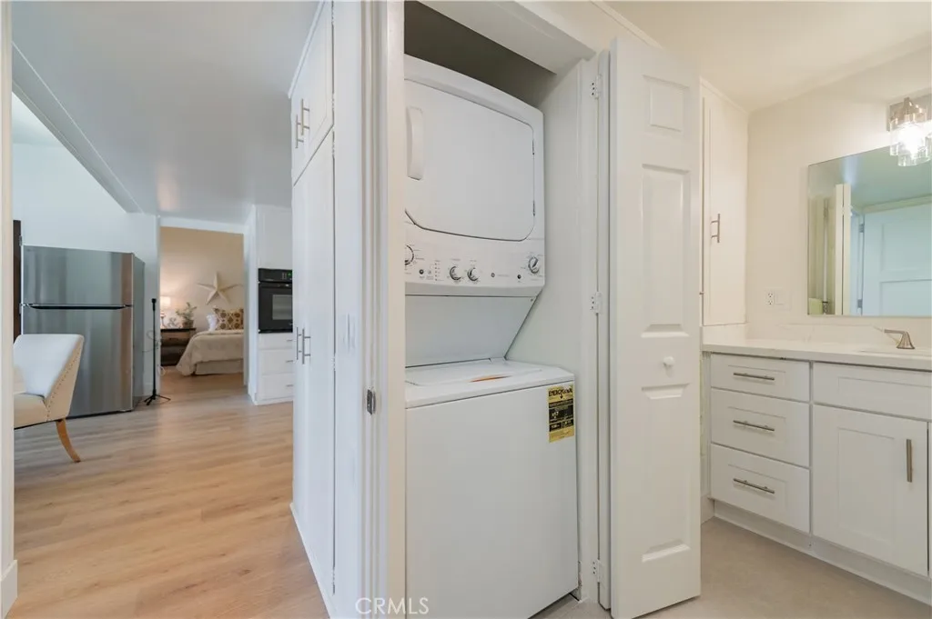 13902 Thunderbird 8j, Seal Beach, California 90740 home-pic-5