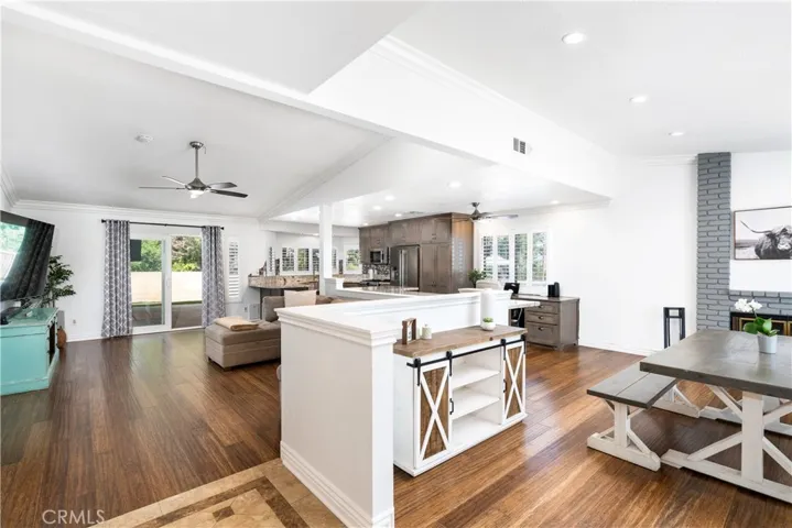 6309 Westview Drive, Riverside, California 92506