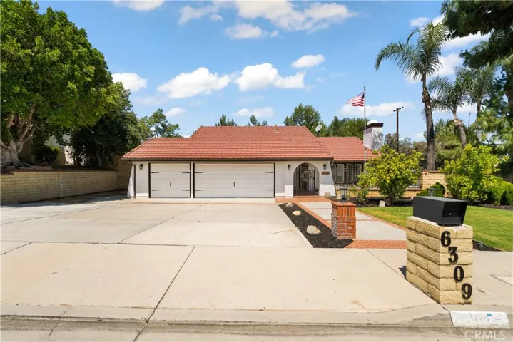 6309 Westview Drive, Riverside, California 92506