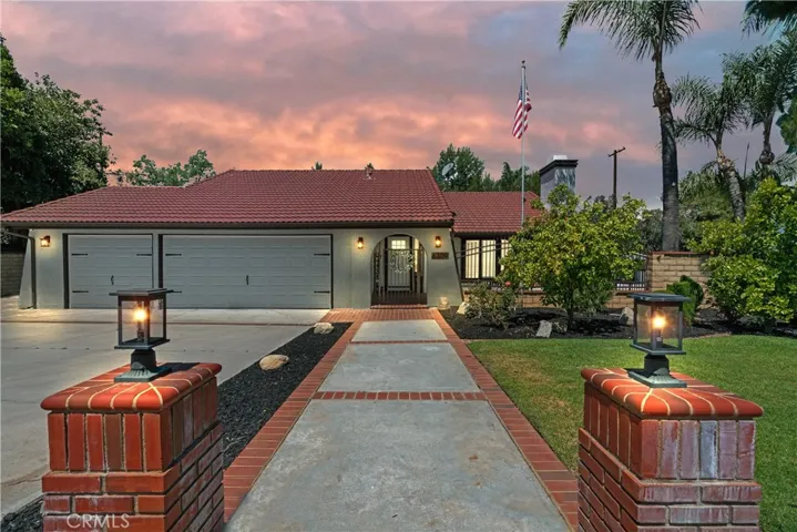 6309 Westview Drive, Riverside, California 92506