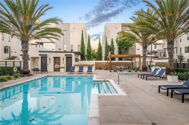 31 Ebb Tide Circle, Newport Beach, California 92663