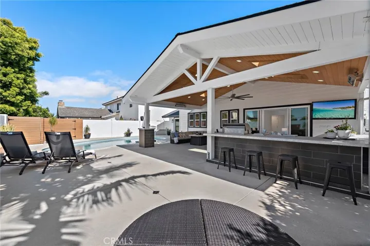 5341 Kenilworth Drive, Huntington Beach, California 92649