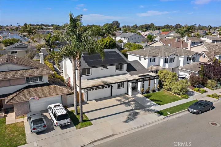 5341 Kenilworth Drive, Huntington Beach, California 92649