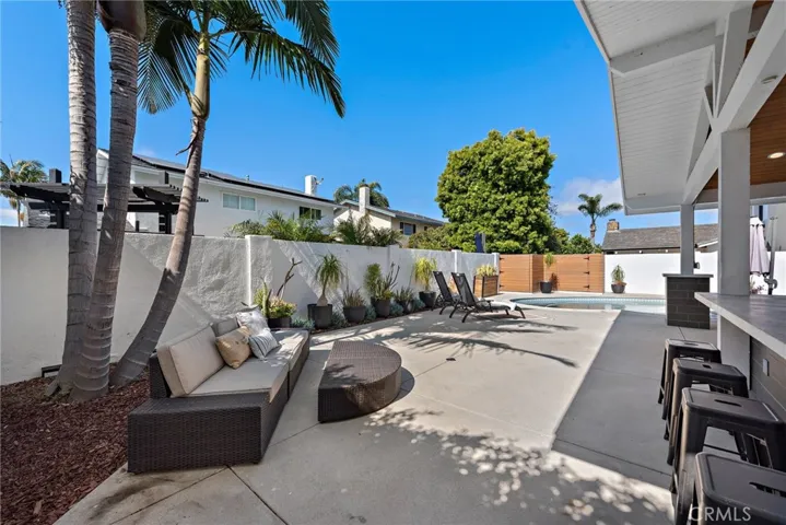 5341 Kenilworth Drive, Huntington Beach, California 92649