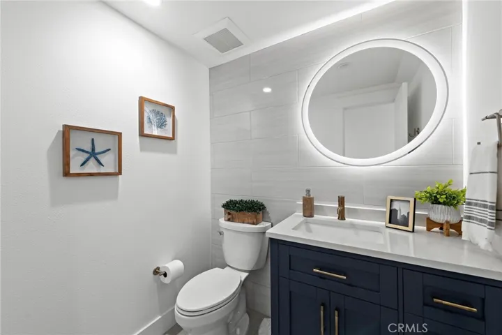 5341 Kenilworth Drive, Huntington Beach, California 92649