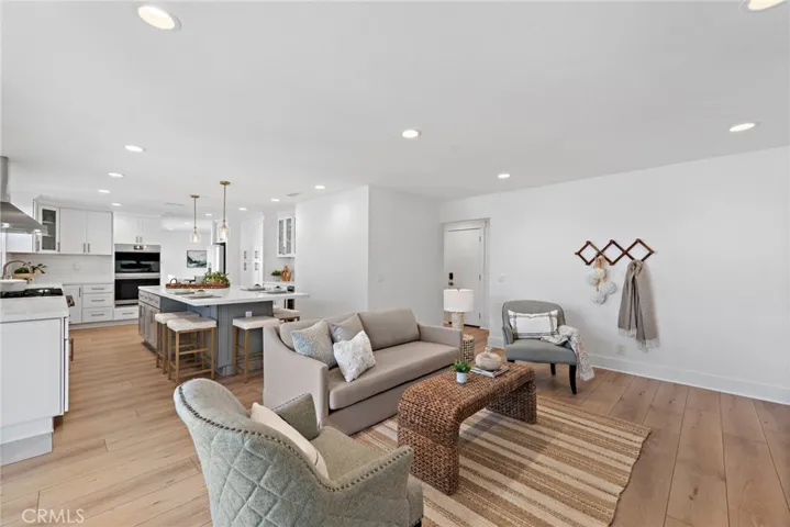 5341 Kenilworth Drive, Huntington Beach, California 92649