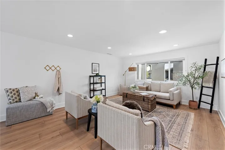 5341 Kenilworth Drive, Huntington Beach, California 92649