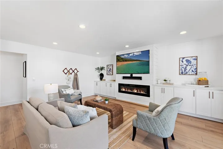 5341 Kenilworth Drive, Huntington Beach, California 92649