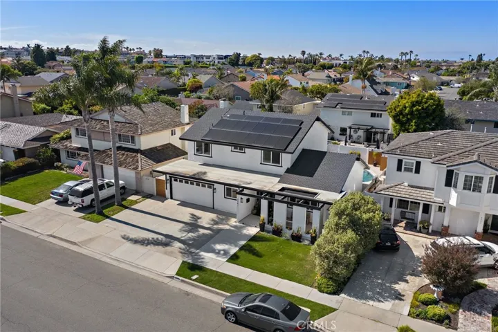 5341 Kenilworth Drive, Huntington Beach, California 92649