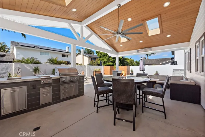 5341 Kenilworth Drive, Huntington Beach, California 92649