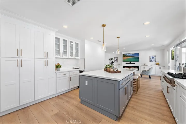 5341 Kenilworth Drive, Huntington Beach, California 92649