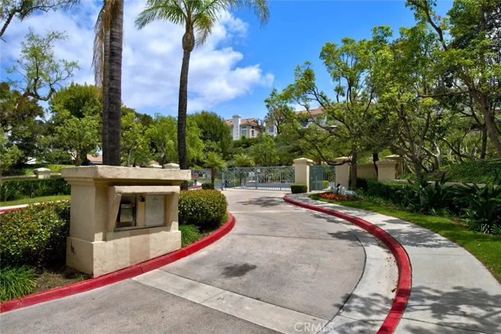 1042 S Sundance Drive, Anaheim Hills, California 92808