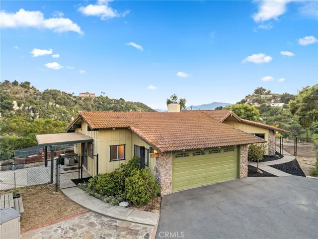 2447 Helen Road, Fallbrook, California 92028