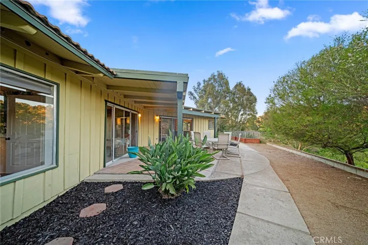 2447 Helen Road, Fallbrook, California 92028