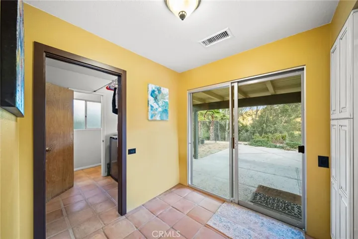 2447 Helen Road, Fallbrook, California 92028