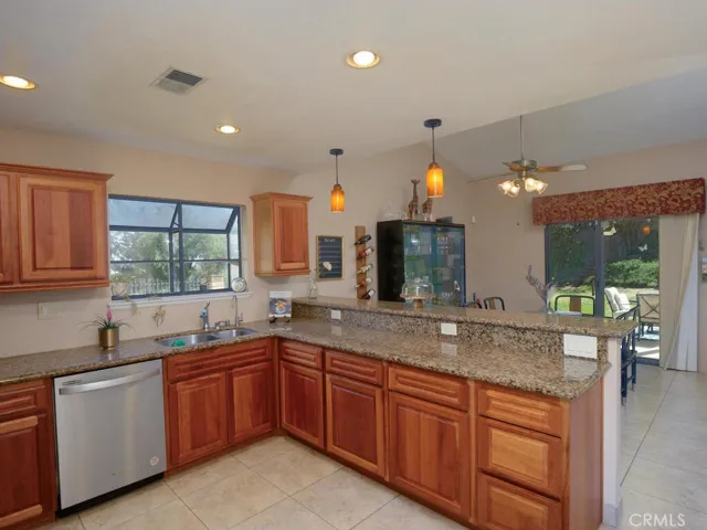 5523 Eveningside Lane, Jurupa Valley, California 92509