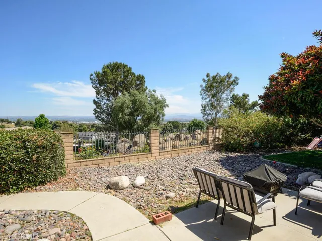 5523 Eveningside Lane, Jurupa Valley, California 92509
