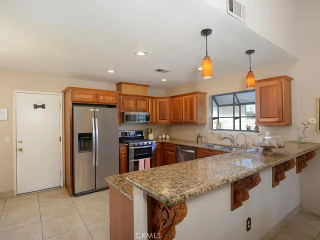 5523 Eveningside Lane, Jurupa Valley, California 92509