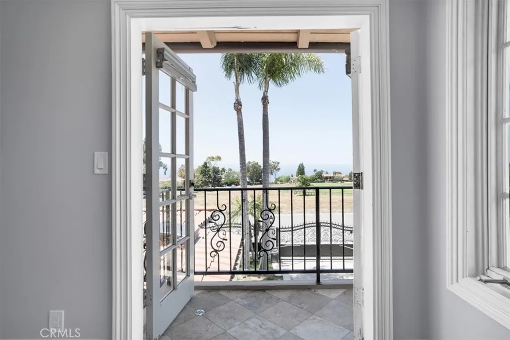 1548 Via Martinez, Palos Verdes Estates, California 90274 home-pic-50