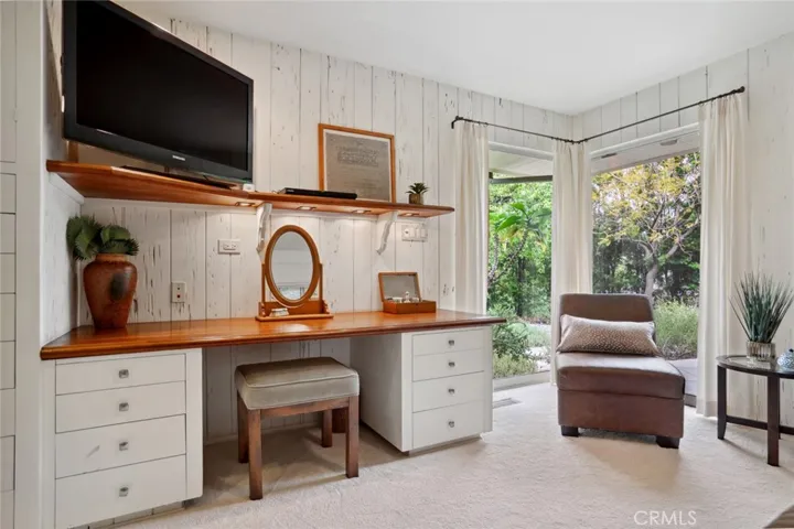 1670 Arboles Drive, Glendale, California 91207